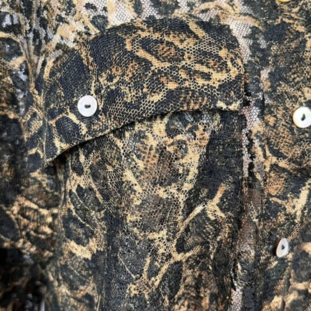 Zara Snakeskin print lace blouse with 2 front pockets. Size S - Picture 5 of 10